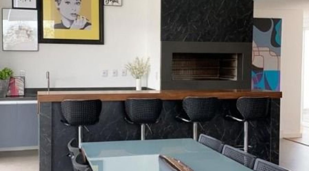  à venda, no bairro  em 