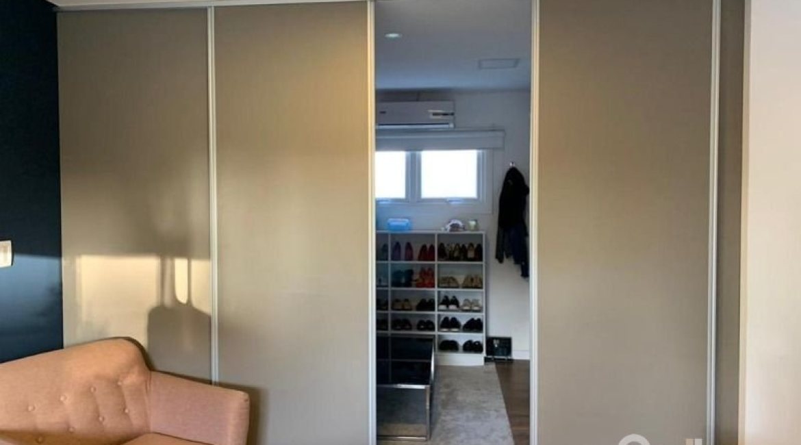  à venda, no bairro  em 