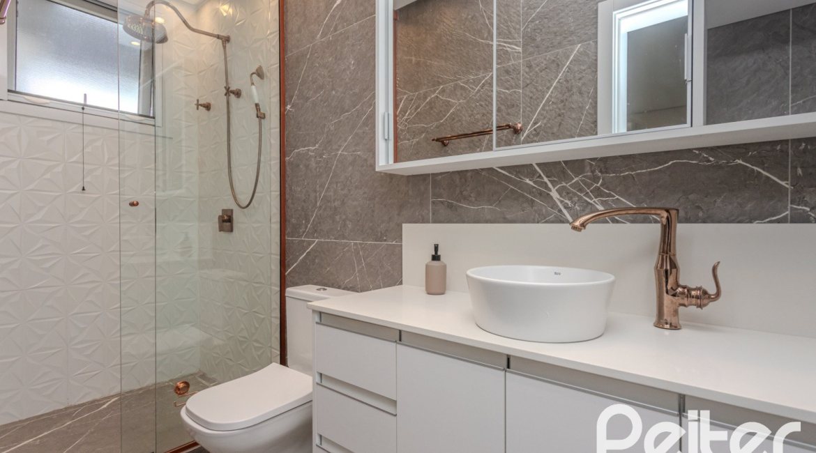 Casa em Condomínio à venda com 359m², 4 dormitórios, 4 suítes, 4 vagas, no bairro Alphaville em PORTO ALEGRE