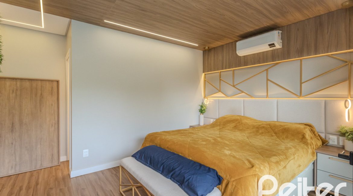 Casa em Condomínio à venda com 359m², 4 dormitórios, 4 suítes, 4 vagas, no bairro Alphaville em PORTO ALEGRE