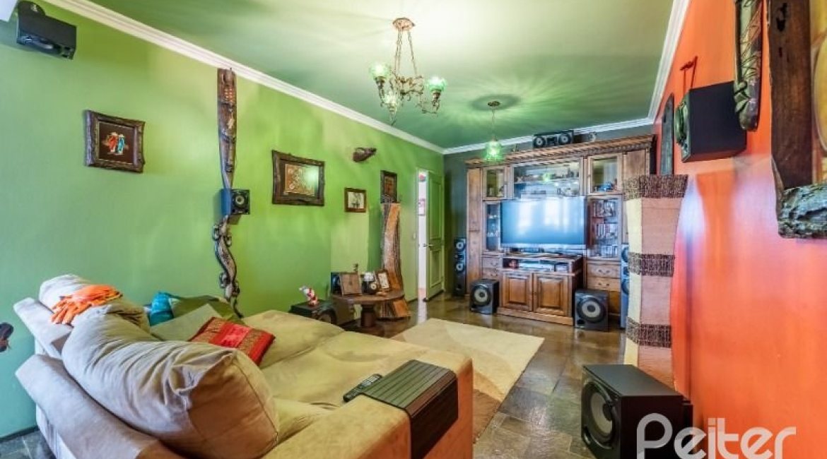 Apartamento à venda com 320m², 3 dormitórios, 1 suíte, 2 vagas, no bairro Menino Deus em Porto Alegre