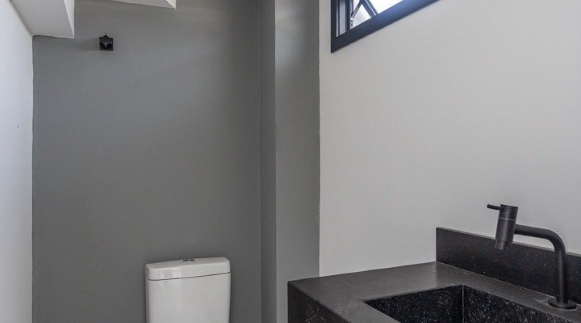 Casa em Condomínio à venda com 150m², 3 dormitórios, 3 suítes, 2 vagas, no bairro Hípica em PORTO ALEGRE