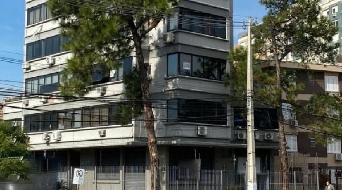Comercial à venda com 39m², no bairro Menino Deus em Porto Alegre