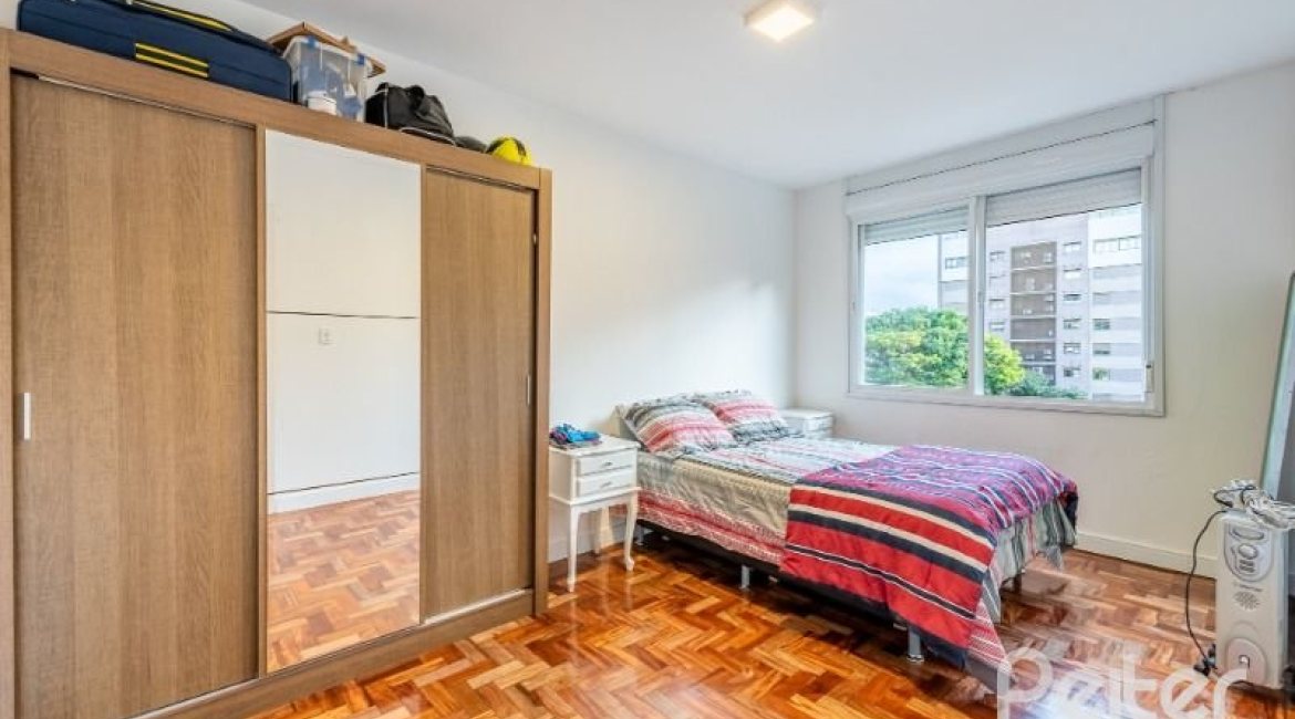 Apartamento à venda com 59m², 2 dormitórios, no bairro Tristeza em Porto Alegre