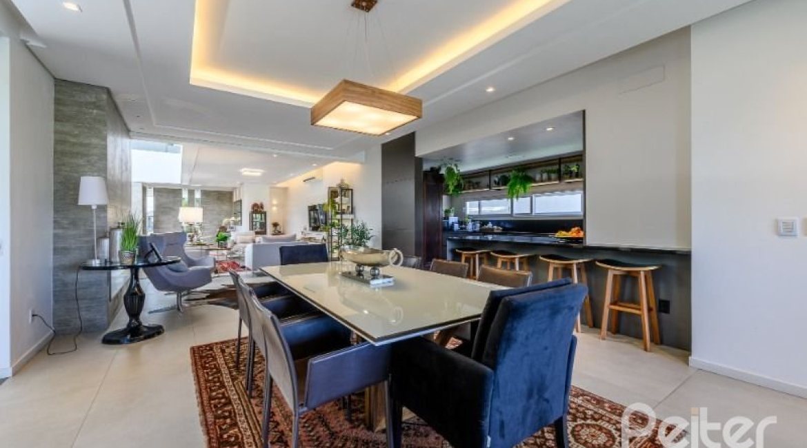 Casa em Condomínio à venda com 339m², 4 dormitórios, 4 suítes, 4 vagas, no bairro Terra Ville em PORTO ALEGRE