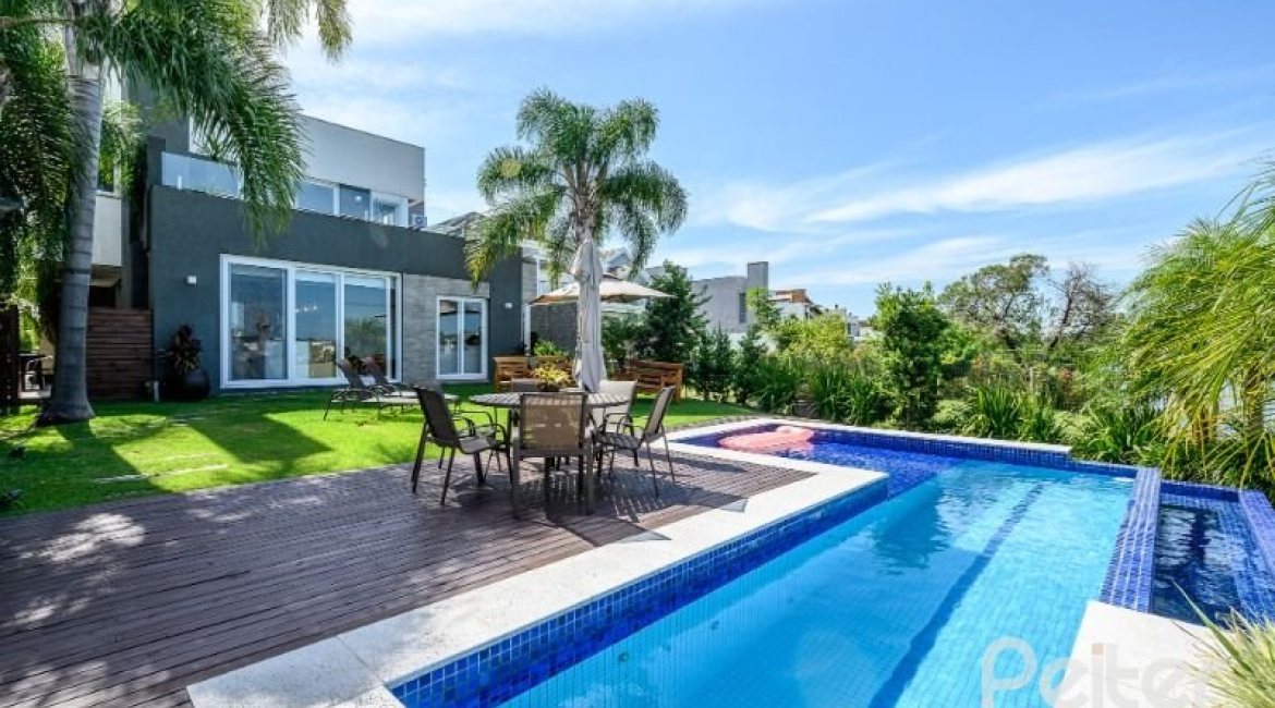 Casa em Condomínio à venda com 339m², 4 dormitórios, 4 suítes, 4 vagas, no bairro Terra Ville em PORTO ALEGRE