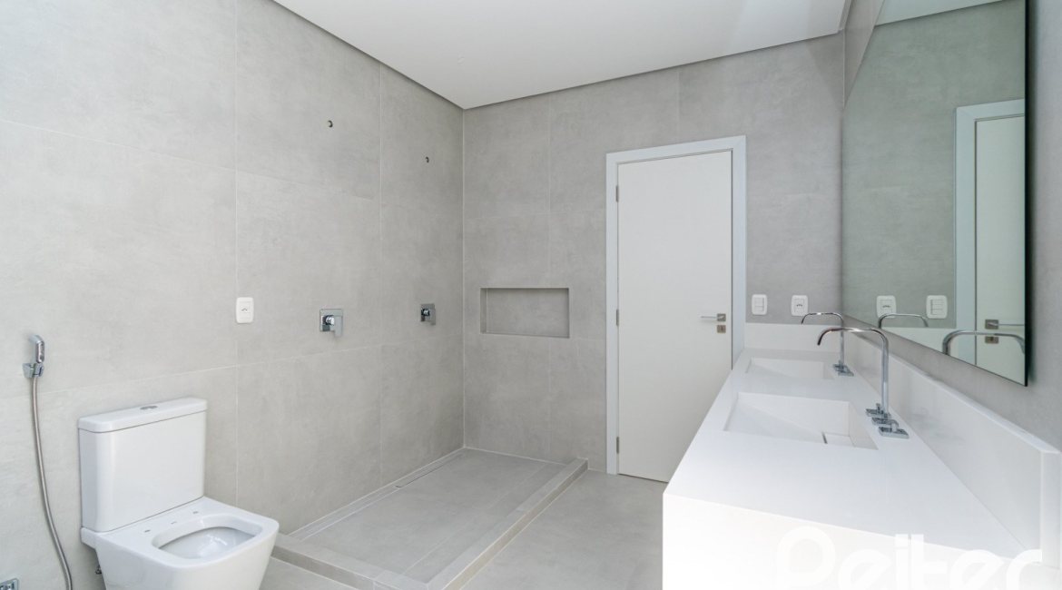 Casa em Condomínio à venda com 389m², 4 dormitórios, 4 suítes, 4 vagas, no bairro Terra Ville em PORTO ALEGRE