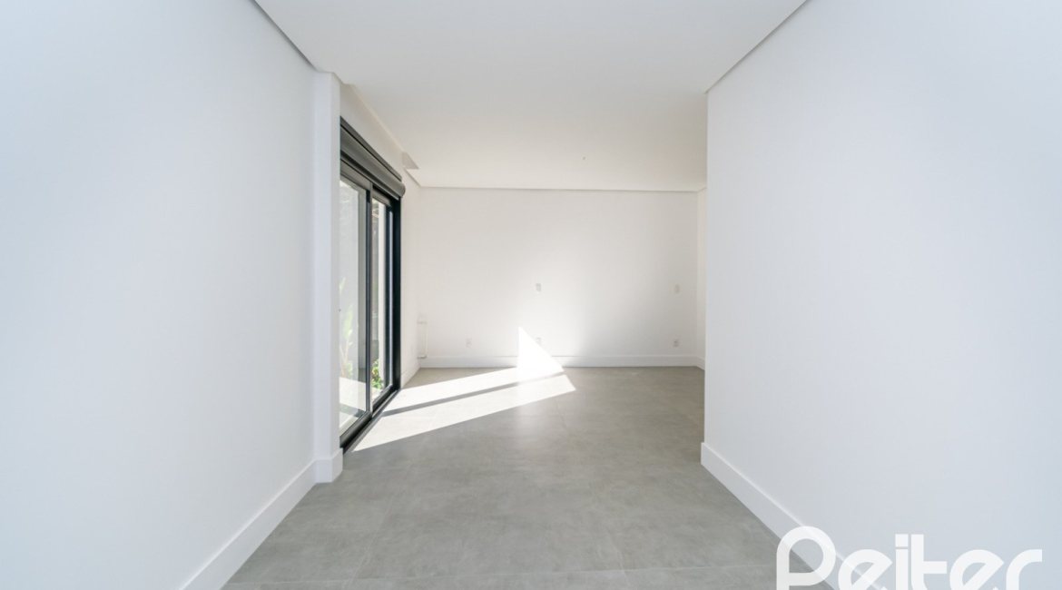 Casa em Condomínio à venda com 389m², 4 dormitórios, 4 suítes, 4 vagas, no bairro Terra Ville em PORTO ALEGRE