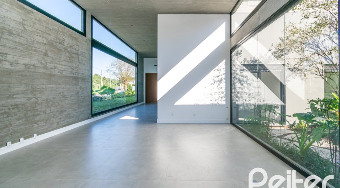 Casa em Condomínio à venda com 389m², 4 dormitórios, 4 suítes, 4 vagas, no bairro Terra Ville em PORTO ALEGRE