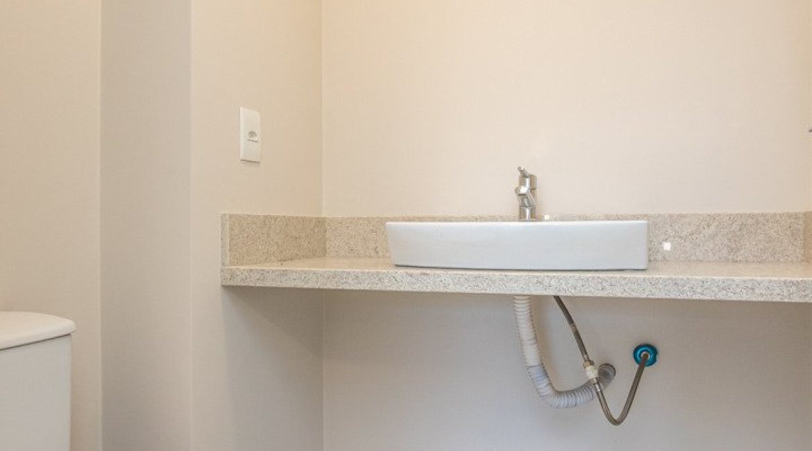 Apartamento à venda com 142m², 3 dormitórios, 1 suíte, 2 vagas, no bairro Tristeza em PORTO ALEGRE