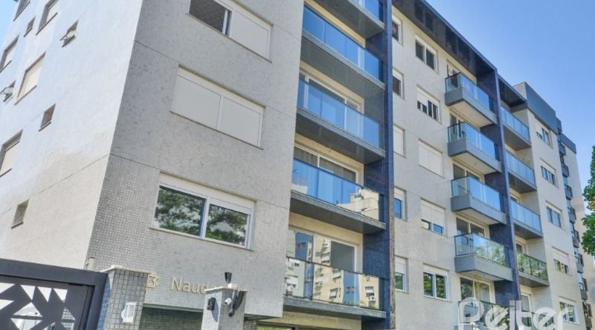 Cobertura à venda com 364m², 3 dormitórios, 2 suítes, 3 vagas, no bairro Tristeza em PORTO ALEGRE