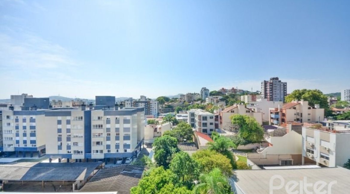 Cobertura à venda com 364m², 3 dormitórios, 2 suítes, 3 vagas, no bairro Tristeza em PORTO ALEGRE