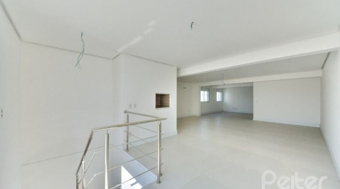 Cobertura à venda com 364m², 3 dormitórios, 2 suítes, 3 vagas, no bairro Tristeza em PORTO ALEGRE