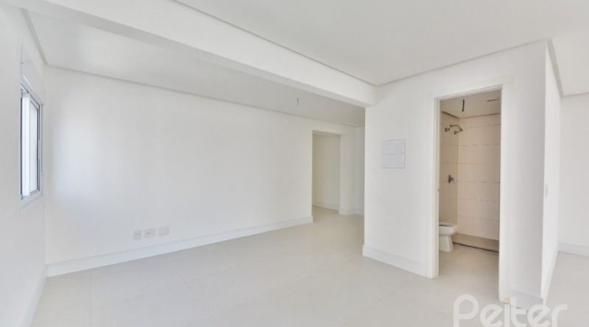 Cobertura à venda com 364m², 3 dormitórios, 2 suítes, 3 vagas, no bairro Tristeza em PORTO ALEGRE