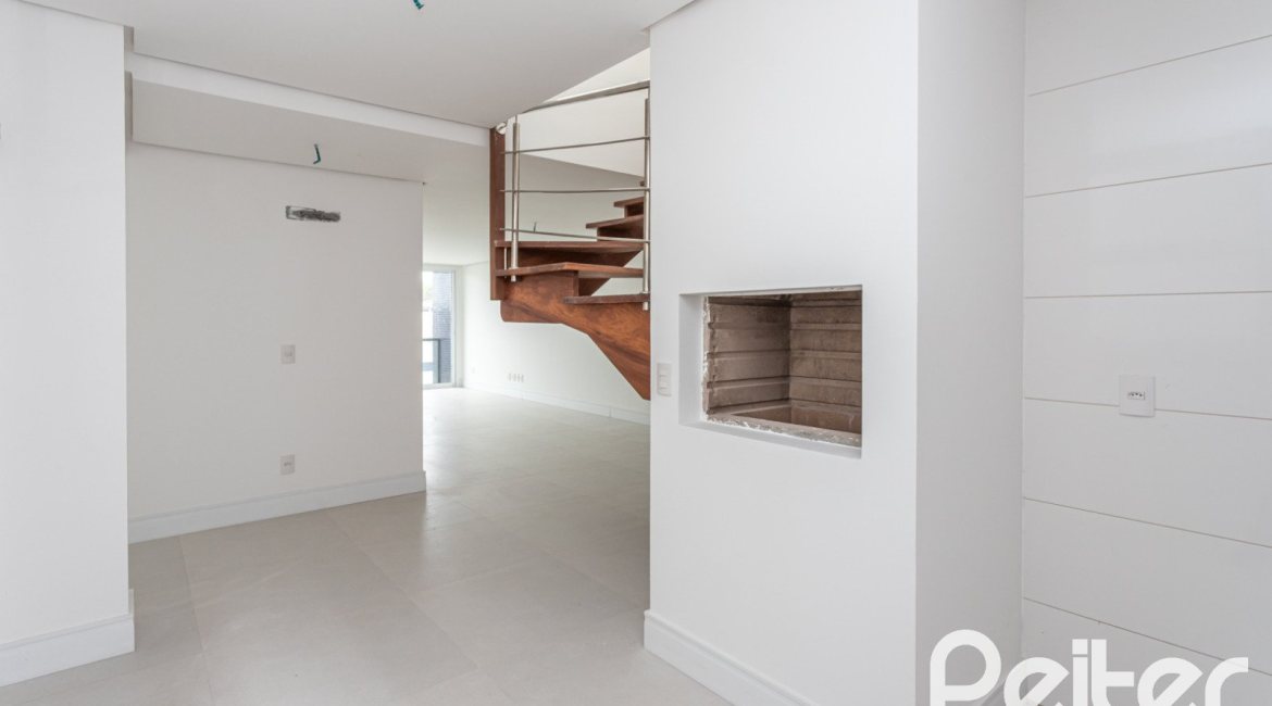 Cobertura à venda com 264m², 3 dormitórios, 3 suítes, 3 vagas, no bairro Tristeza em PORTO ALEGRE