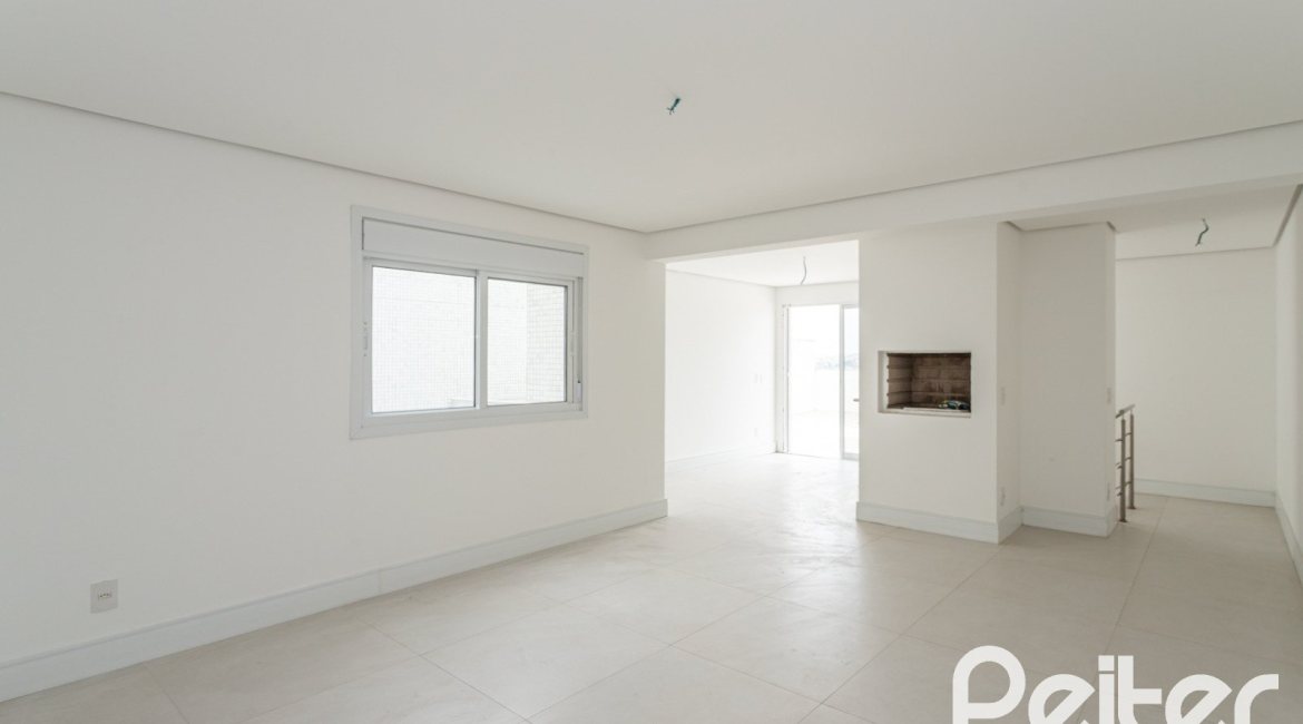 Cobertura à venda com 264m², 3 dormitórios, 3 suítes, 3 vagas, no bairro Tristeza em PORTO ALEGRE