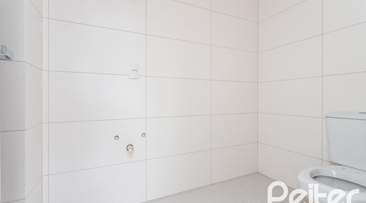 Cobertura à venda com 264m², 3 dormitórios, 3 suítes, 3 vagas, no bairro Tristeza em PORTO ALEGRE