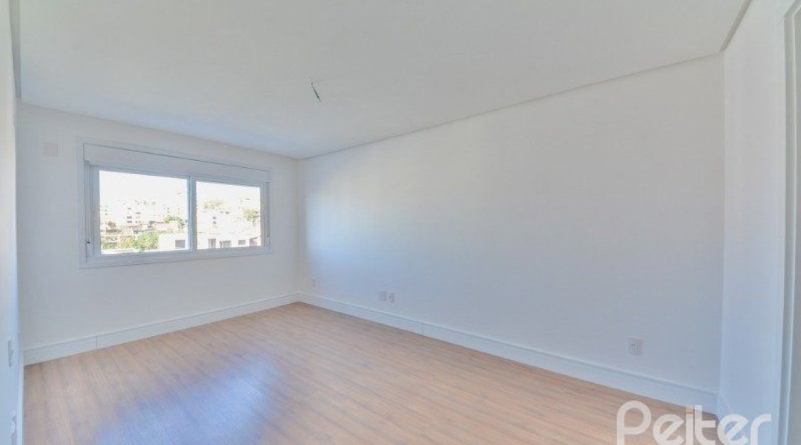 Apartamento à venda com 186m², 3 dormitórios, 3 suítes, 2 vagas, no bairro Tristeza em PORTO ALEGRE