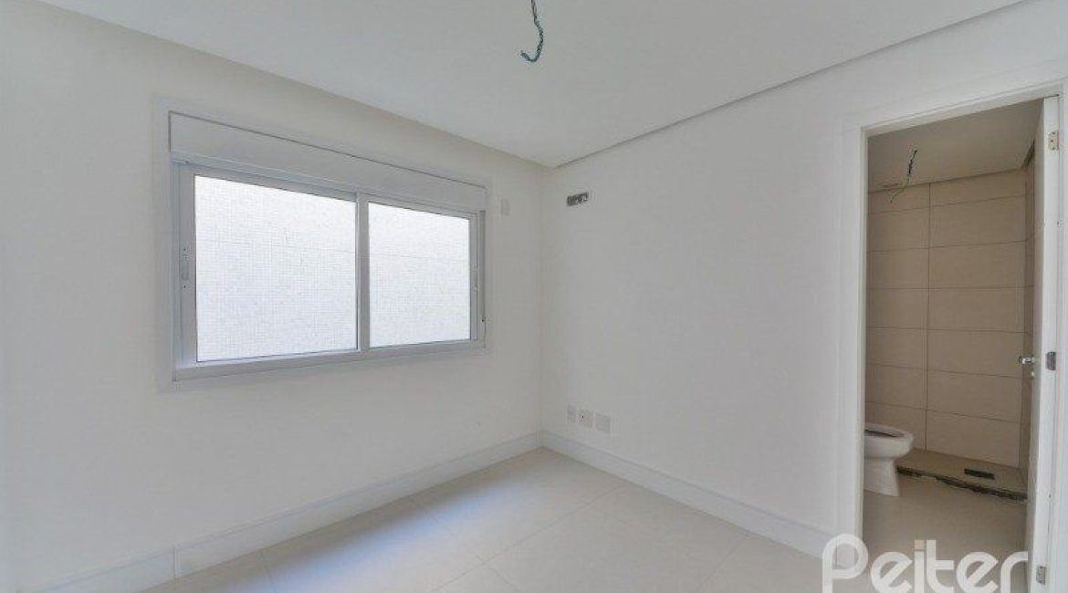 Apartamento à venda com 186m², 3 dormitórios, 3 suítes, 2 vagas, no bairro Tristeza em PORTO ALEGRE