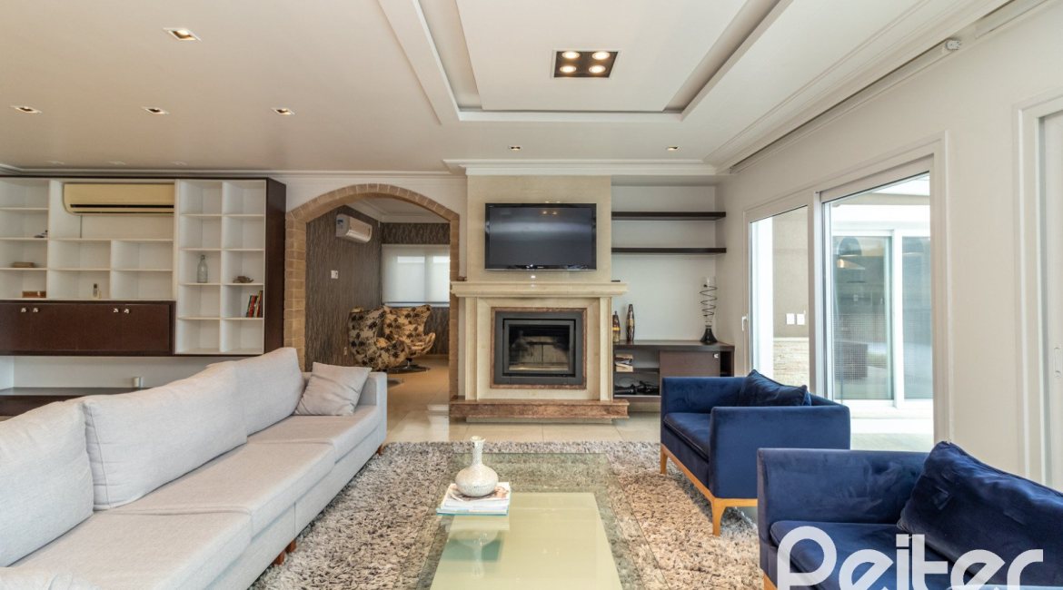 Casa em Condomínio à venda com 445m², 4 dormitórios, 4 suítes, 4 vagas, no bairro Terra Ville em Porto Alegre