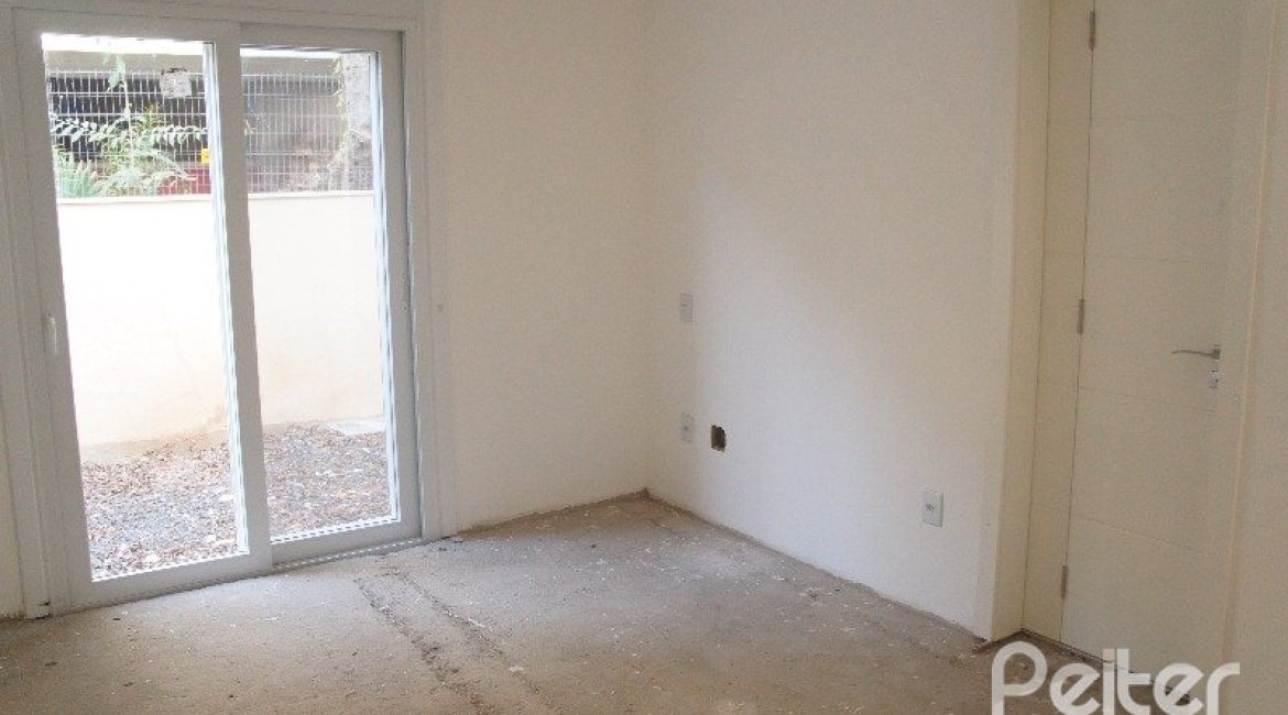 Cobertura à venda com 550m², 4 dormitórios, 4 suítes, 3 vagas, no bairro Vila Assunção em Porto Alegre