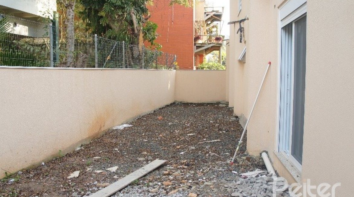 Cobertura à venda com 550m², 4 dormitórios, 4 suítes, 3 vagas, no bairro Vila Assunção em Porto Alegre