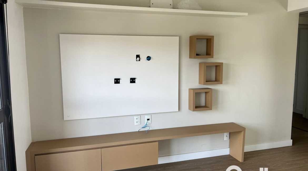 Apartamento à venda com 100m², 3 dormitórios, 1 suíte, 2 vagas, no bairro Cristal em Porto Alegre