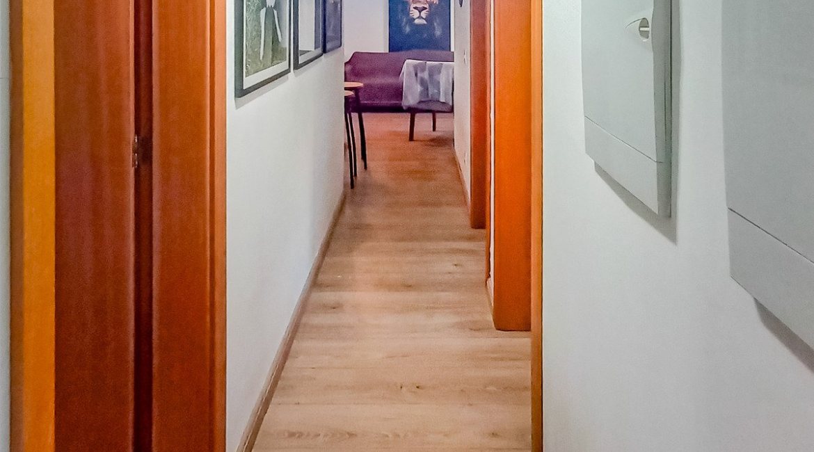 Apartamento à venda com 82m², 3 dormitórios, 1 suíte, 3 vagas, no bairro Tristeza em PORTO ALEGRE