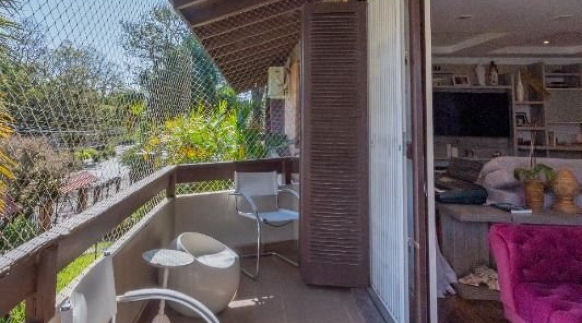 Apartamento à venda com 231m², 4 dormitórios, 2 suítes, 2 vagas, no bairro Cristal em PORTO ALEGRE