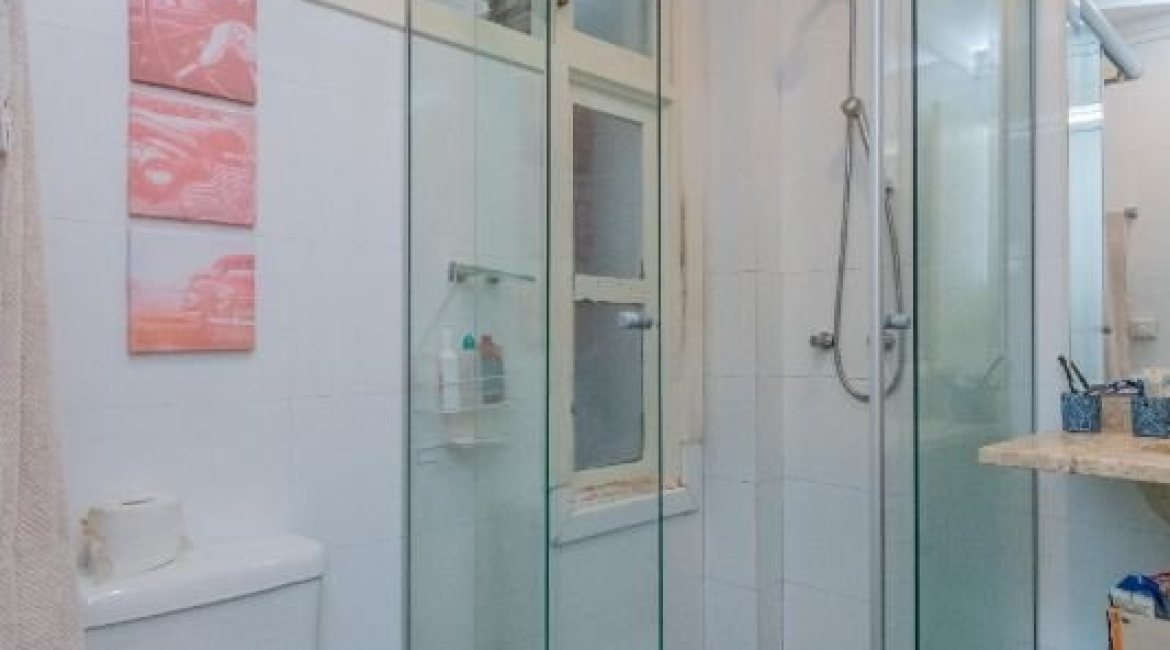 Apartamento à venda com 231m², 4 dormitórios, 2 suítes, 2 vagas, no bairro Cristal em PORTO ALEGRE