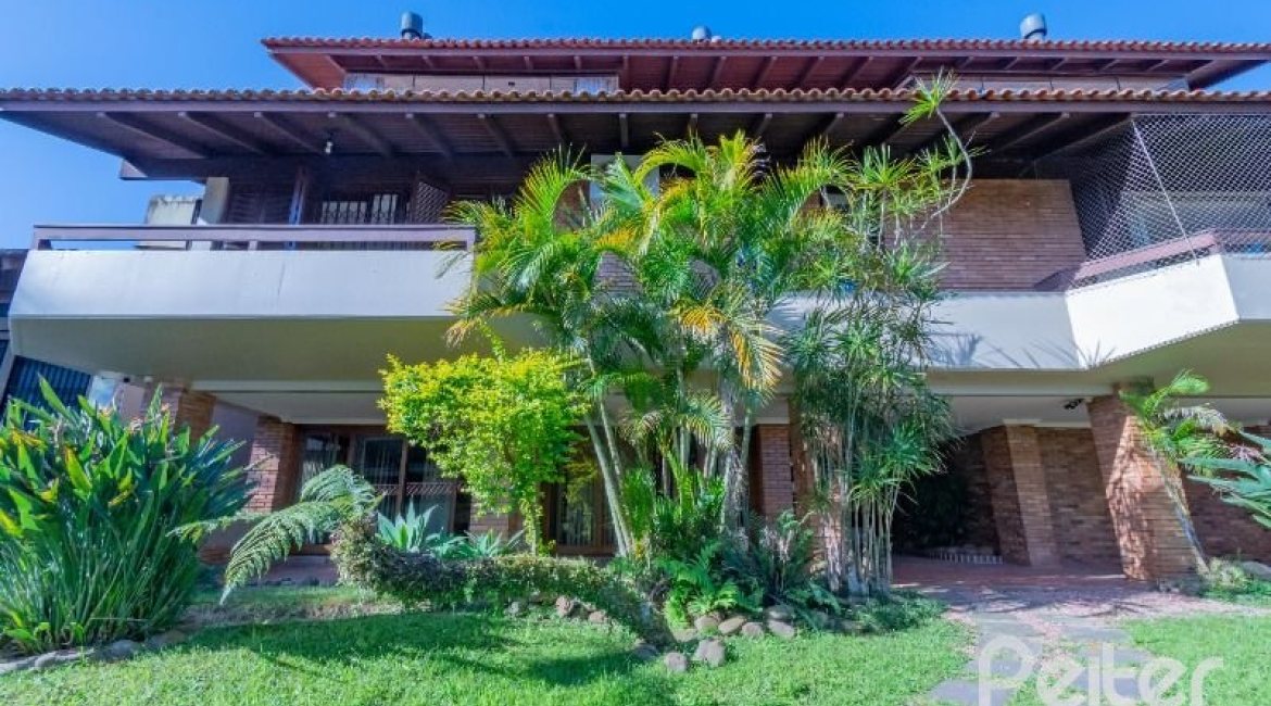 Apartamento à venda com 231m², 4 dormitórios, 2 suítes, 2 vagas, no bairro Cristal em PORTO ALEGRE