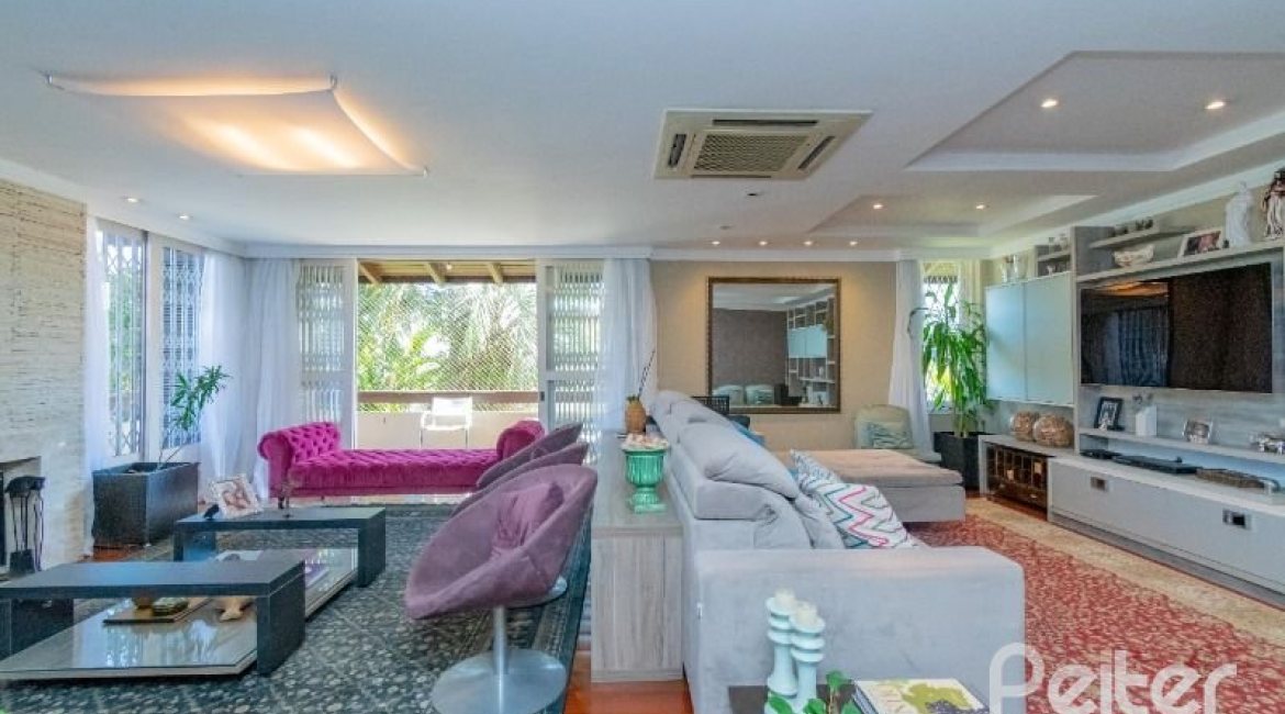 Apartamento à venda com 231m², 4 dormitórios, 2 suítes, 2 vagas, no bairro Cristal em PORTO ALEGRE