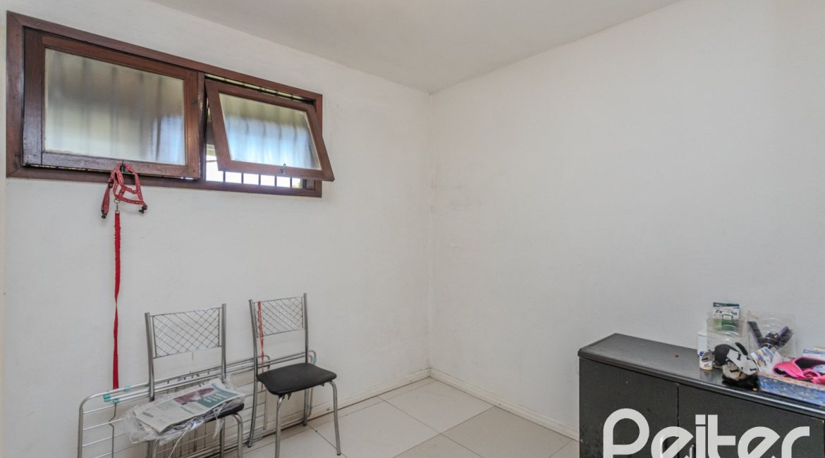 Casa em Condomínio à venda com 395m², 4 dormitórios, 4 suítes, 4 vagas, no bairro Cavalhada em PORTO ALEGRE