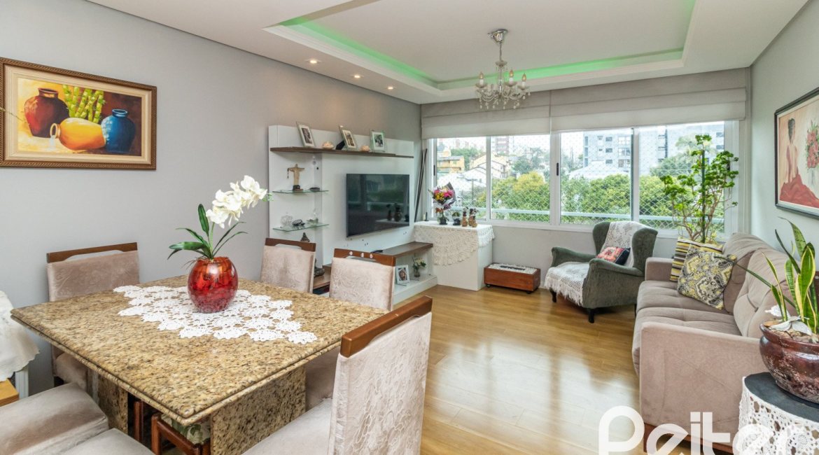 Apartamento à venda com 75m², 3 dormitórios, 1 suíte, 1 vaga, no bairro Tristeza em Porto Alegre