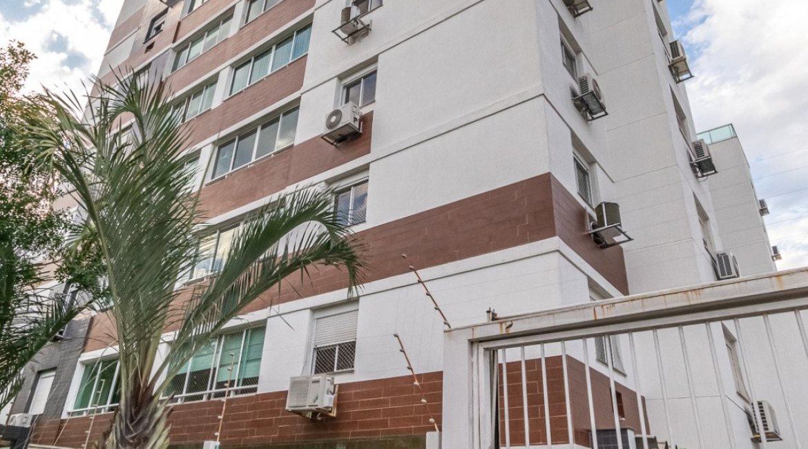 Apartamento à venda com 75m², 3 dormitórios, 1 suíte, 1 vaga, no bairro Tristeza em Porto Alegre