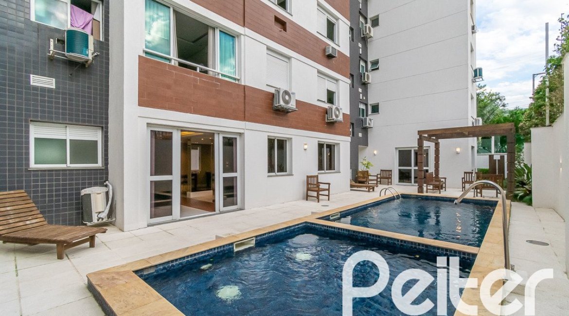 Apartamento à venda com 75m², 3 dormitórios, 1 suíte, 1 vaga, no bairro Tristeza em Porto Alegre