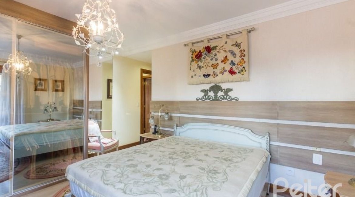 Apartamento à venda com 156m², 3 dormitórios, 1 suíte, 3 vagas, no bairro Tristeza em PORTO ALEGRE