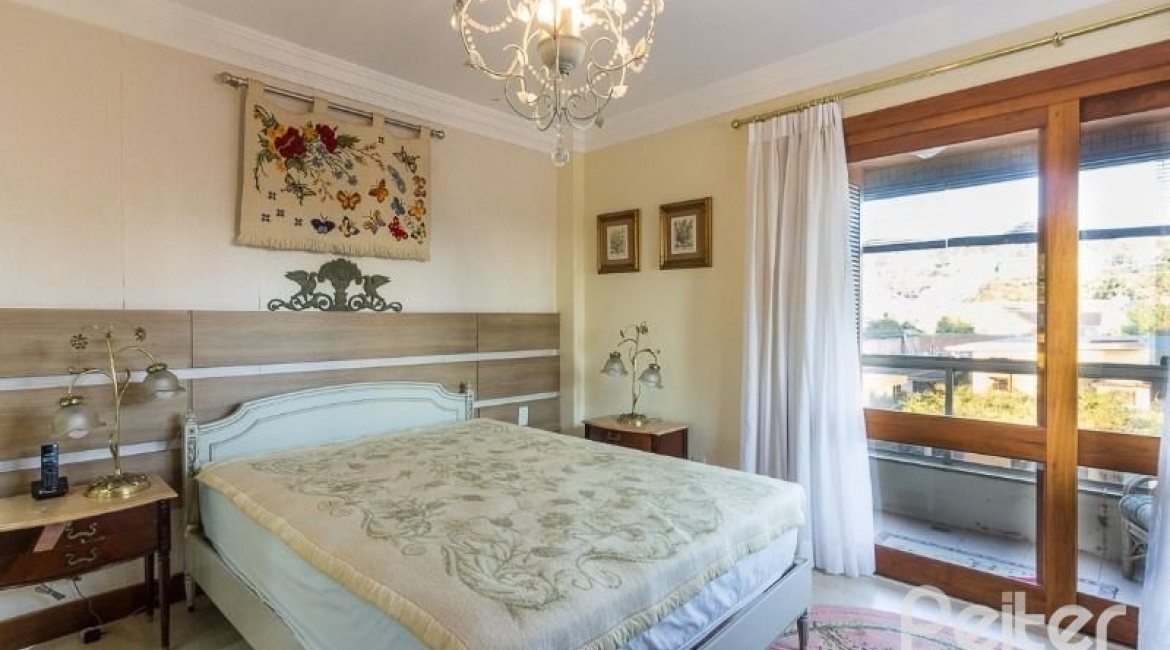 Apartamento à venda com 156m², 3 dormitórios, 1 suíte, 3 vagas, no bairro Tristeza em PORTO ALEGRE