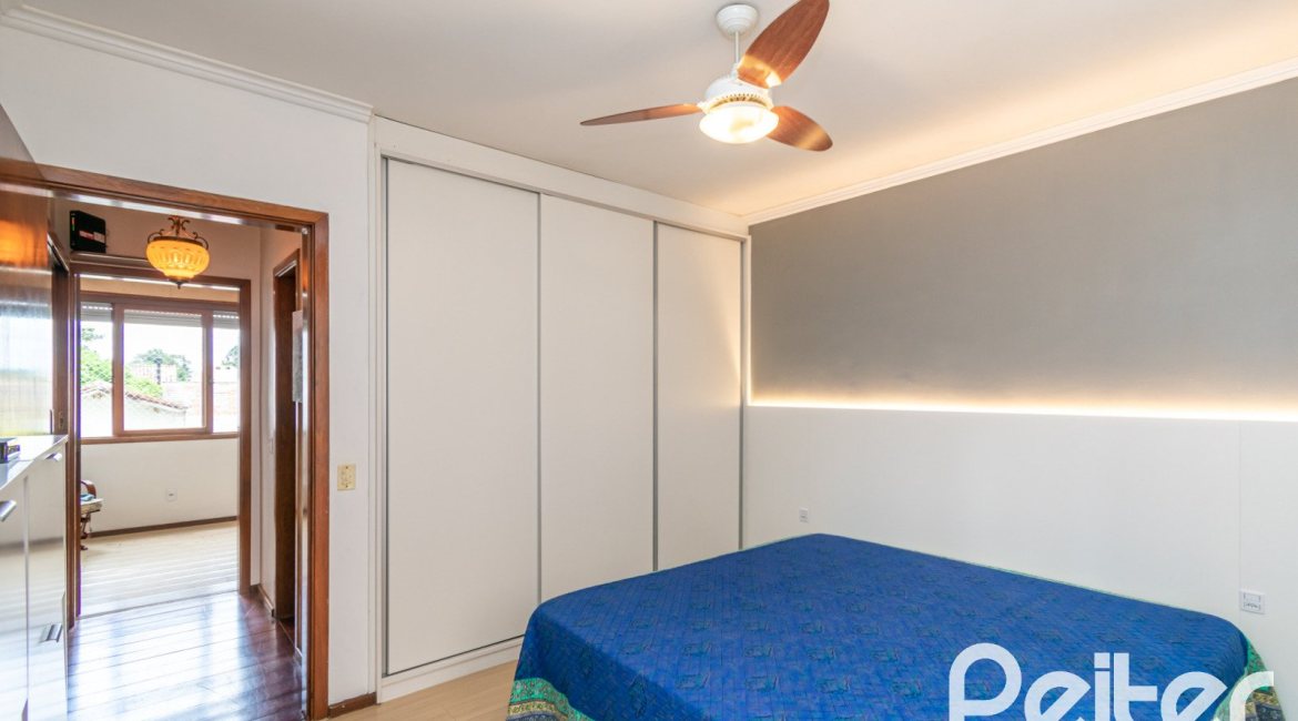 Apartamento à venda com 86m², 2 dormitórios, no bairro Tristeza em Porto Alegre