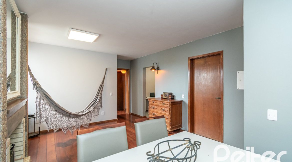 Apartamento à venda com 86m², 2 dormitórios, no bairro Tristeza em Porto Alegre