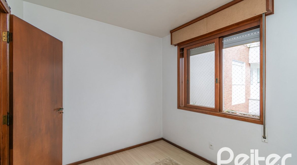 Apartamento à venda com 86m², 2 dormitórios, no bairro Tristeza em Porto Alegre