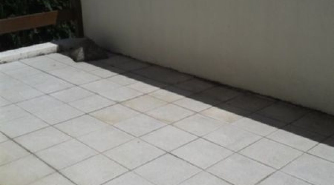 Casa à venda com 158m², 3 dormitórios, 1 suíte, 2 vagas, no bairro Ipanema em Porto Alegre