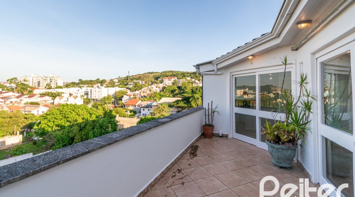 Cobertura à venda com 149m², 3 dormitórios, 1 vaga, no bairro Tristeza em Porto Alegre