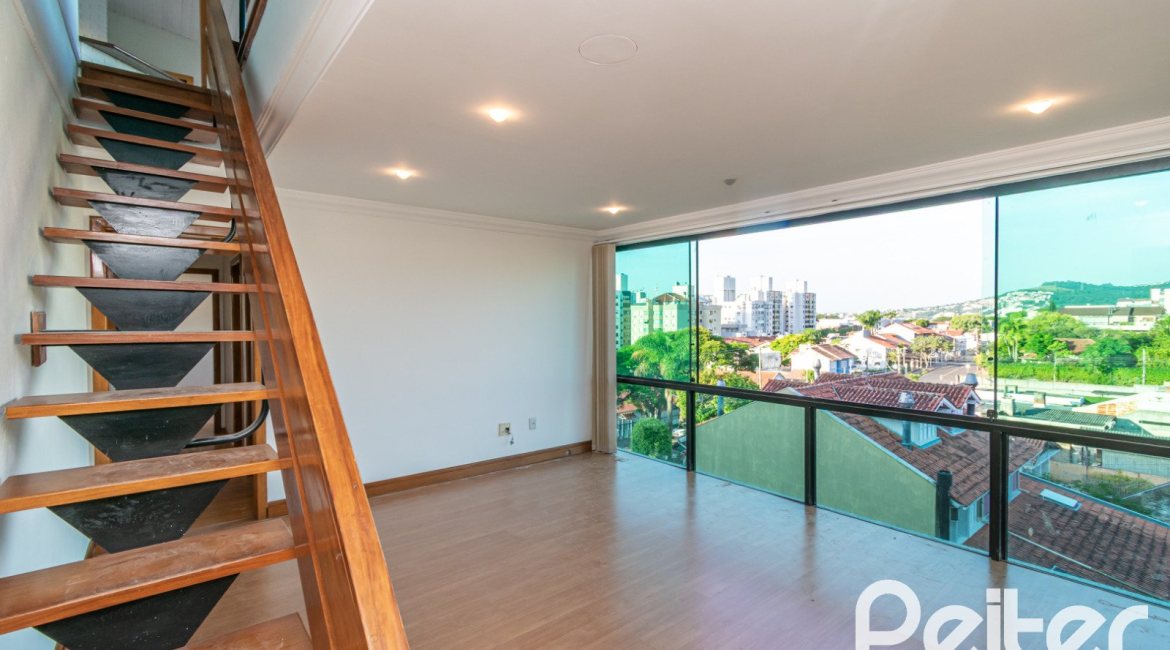 Cobertura à venda com 149m², 3 dormitórios, 1 vaga, no bairro Tristeza em Porto Alegre