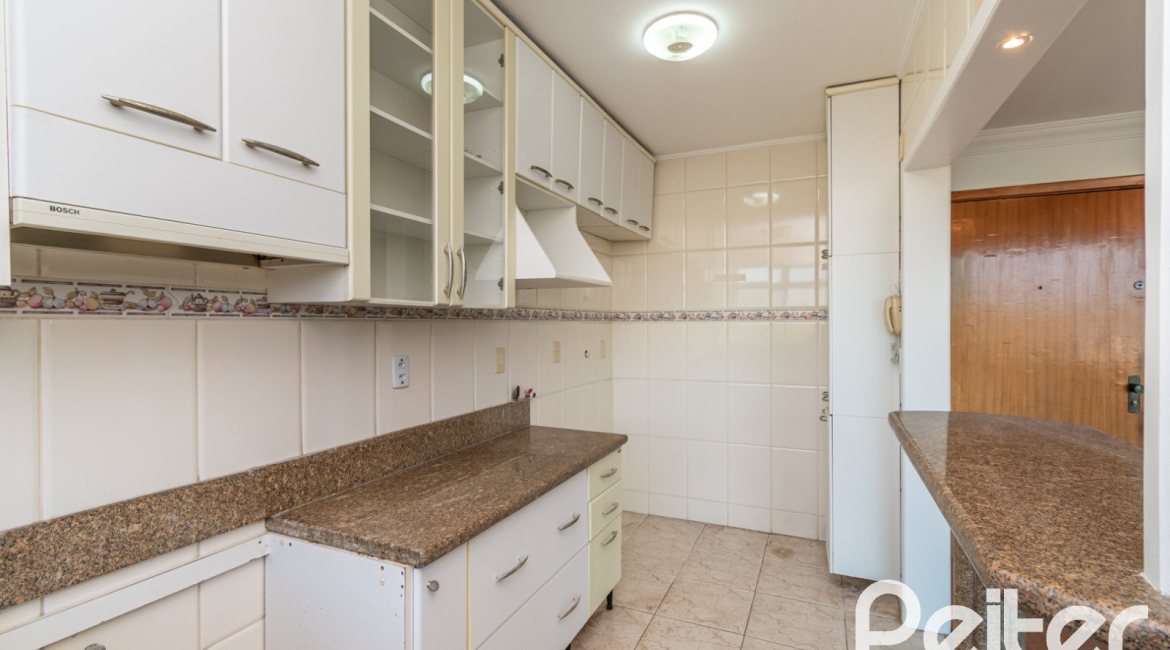 Cobertura à venda com 149m², 3 dormitórios, 1 vaga, no bairro Tristeza em Porto Alegre