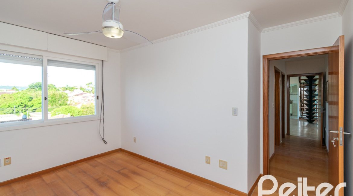 Cobertura à venda com 149m², 3 dormitórios, 1 vaga, no bairro Tristeza em Porto Alegre