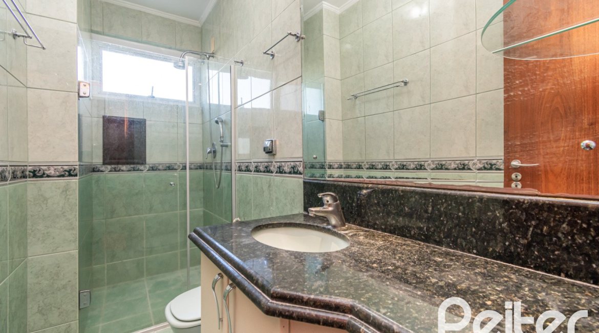 Cobertura à venda com 149m², 3 dormitórios, 1 vaga, no bairro Tristeza em Porto Alegre