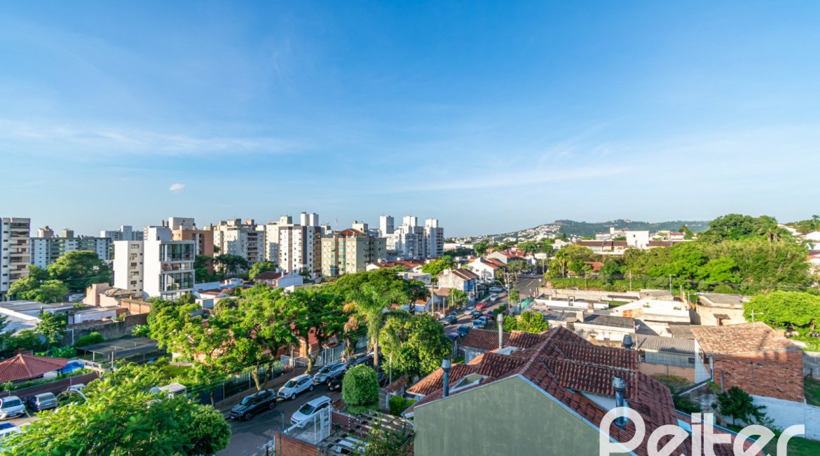 Cobertura à venda com 149m², 3 dormitórios, 1 vaga, no bairro Tristeza em Porto Alegre