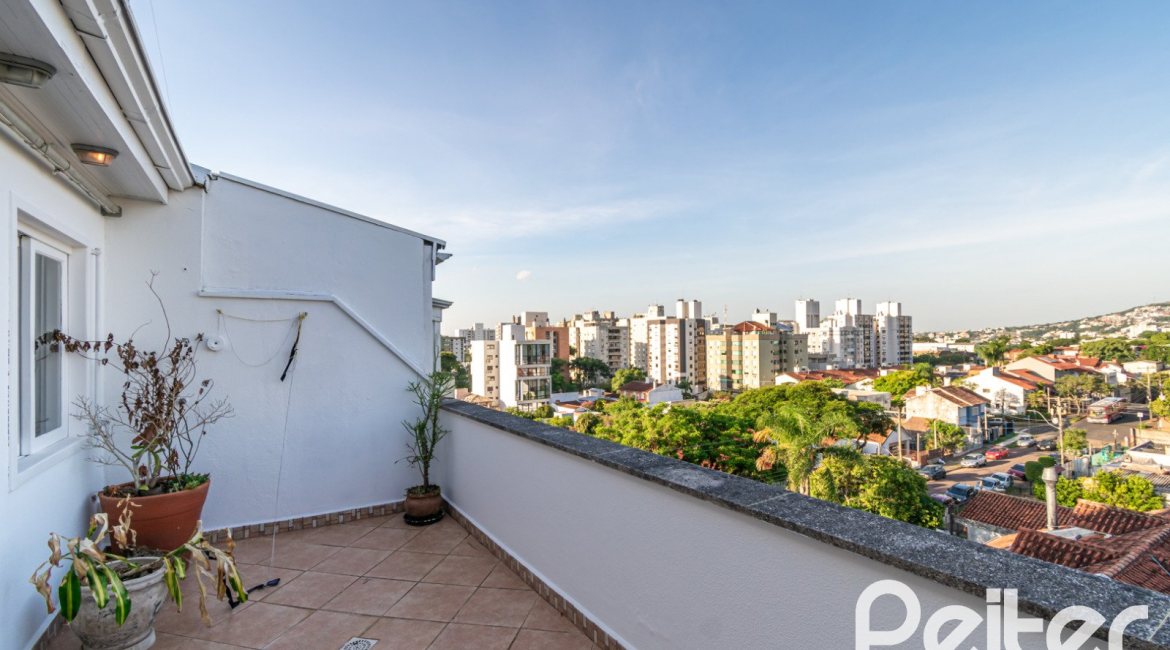 Cobertura à venda com 149m², 3 dormitórios, 1 vaga, no bairro Tristeza em Porto Alegre