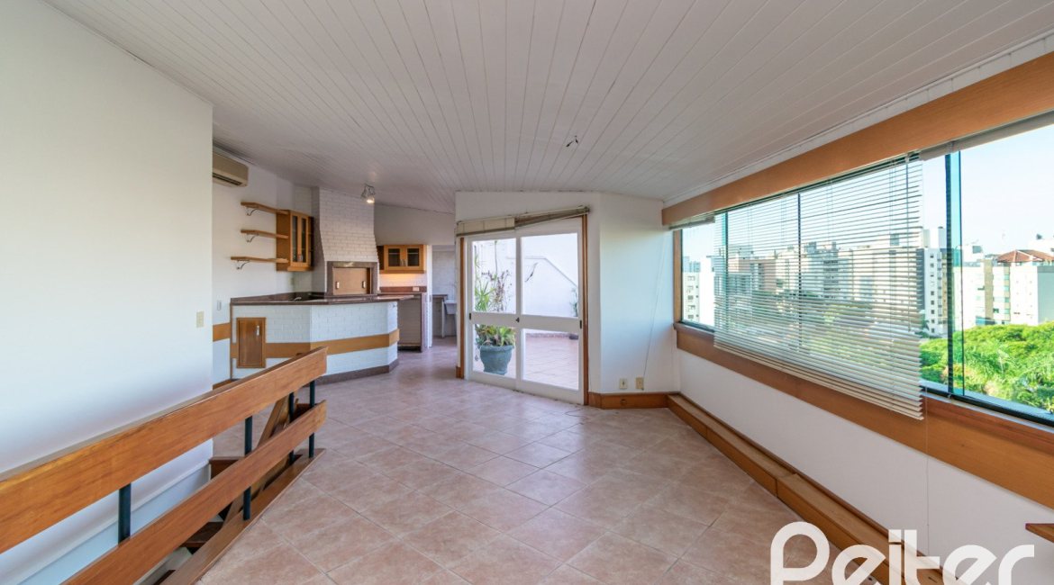 Cobertura à venda com 149m², 3 dormitórios, 1 vaga, no bairro Tristeza em Porto Alegre